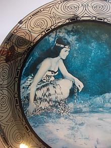 Maori Maiden Convex Picture Mirror